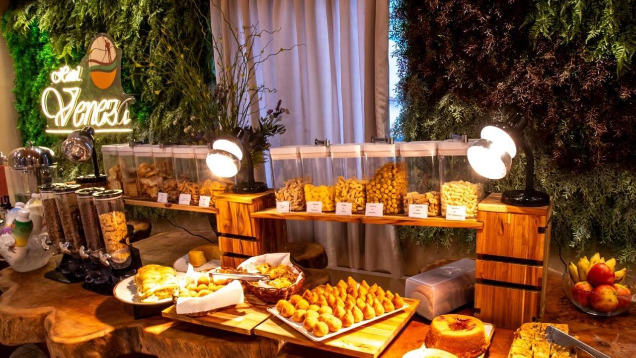 איטבונה Hotel Veneza מראה חיצוני תמונה